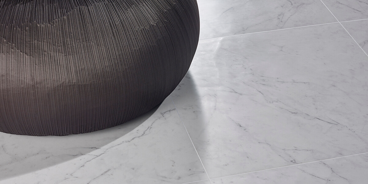 vallalunga carrara white porcelain tile mosaic room scene