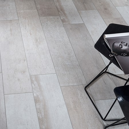 wood trend white oak porcelain tile | panaria